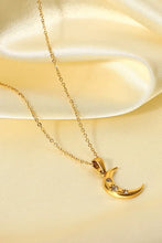 18K Gold Plated Inlaid Zircon Moon Pendant Necklace Necklaces