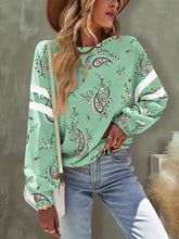 Light green paisley dropped shoulder long-sleeve T-shirt with white striped sleeves