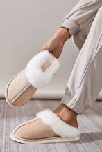 Beige faux fur round toe slip-on slippers with white lining