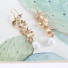 Alloy Flower Synthetic Pearl Earrings Gold One Size
