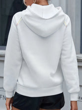 Ivy Lane Contrast Stitching Drawstring Raglan Sleeve Hoodie Woman Sweatshirts