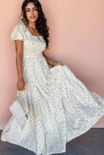 Floral Print Tiered Maxi Dress in Polyester White