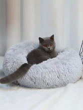 Nido para mascotas de peluche esponjoso con textura suave y peluda de cama para gato gris