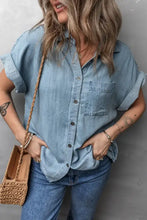 Camicia di jeans donna con tasca applicata e maniche corte piegate, top in denim