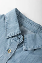 Camicia di jeans donna con tasca applicata e maniche corte piegate, top in denim
