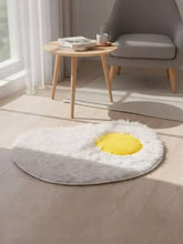 Tappetino per animali domestici in peluche con design a uovo fritto, tappeto bianco soffice e centro giallo