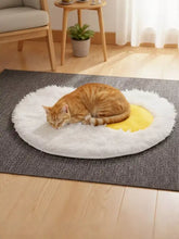 Tappetino per animali domestici in peluche con design di uovo fritto soffice a forma di uovo bianco e giallo