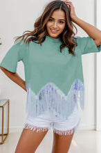 Light green fringe round neck short sleeve T-shirt with zigzag hem