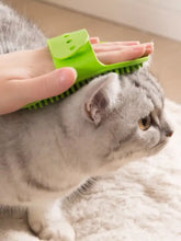 Spazzola delicata per rimuovere i peli degli animali in silicone con setole flessibili verdi