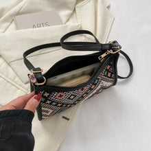 2023 Geometric Embroidered Printed Crossbody Bag with Black Leather Straps and Zipper