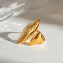 Shiny gold-plated stainless steel abstract double leaf ring