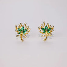 Ohrstecker aus goldfarbenem Moissanit mit grünen Marquise-Steinen und floralen Zirkonia-Akzenten