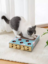 Interaktive Katzen-Spielbox „Mau-Mau“ mit Wellpapp-Kratzbrett und roten Mäusen