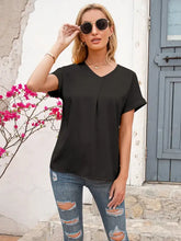Ivy Lane V-Neck Short Sleeve T-Shirt Woman T Shirts