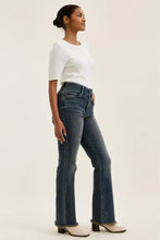 Judy Blue high waist dark wash denim jeans with frayed hem and classic five-pocket design