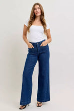 Judy blue high-waisted retro wide jeans in blue denim with patch pockets and twisted seams wide jeans design