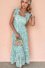 Lace Detail Square Neck Floral Dress Casual Dresses