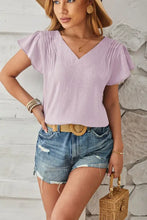 Lavender short sleeve V-neck pintuck tunic top for women