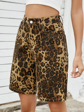 Leopard high waist denim shorts with front pockets
