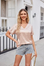 Leopard print curved hem satin V-neck short-sleeve top