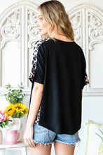 Leopard round neck short sleeve tee with printed side panels