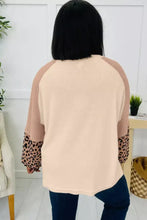Beige and leopard print raglan sleeve leopard star patchwork round neck sweatshirt with ribbed texture