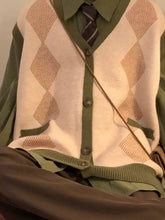 Gilet cardigan da uomo in maglia con bottoni e motivo argyle, color crema e verde oliva