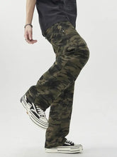 Men’s camouflage loose fit jeans in olive and dark green durable denim with multiple cargo pockets