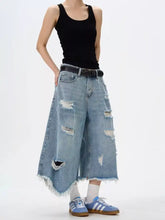 Men’s light-wash denim wide leg jeans with distressed raw hem frayed holes plus size full length pants