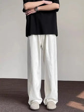 Men’s full size wide leg jeans in white loose-fitting linen with a relaxed wide leg cut for comfort