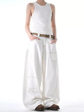 Men’s full size wide leg jeans in white with contrasting stitching and multiple pockets plus size design