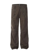Dark olive green cargo relaxed fit jeans with reinforced stitching and casual relaxed fit for men