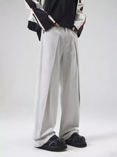 Men’s wide leg jeans in light gray with a relaxed fit and subtle vertical seam detailing
