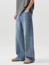 Men’s light-wash denim wide leg relaxed fit jeans with a straight-cut silhouette for casual wear