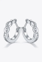 Orecchini a cerchio in argento sterling intrecciato con moissanite e gemme trasparenti