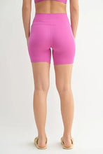 MONO B Venice Cloud Light Sculpt Biker Shorts Woman Activewear