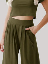 Olive green round neck short sleeve pants set for women with pockets
