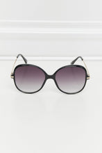 Oversized Square Sunglasses with Polycarbonate Temple UV400 Protection