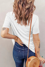 Patriotic eagle graphic round neck short sleeve t-shirt with floral straw crossbody bag