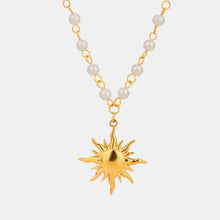 Pearl sun necklace with 18k gold-plated chain and sun pendant