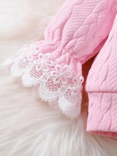 Pink machine wash skirt set with quilted fabric sleeve and white lace trim