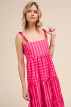Pink Tiered Maxi Dress with Colorful Chain Strap Casual Dresses