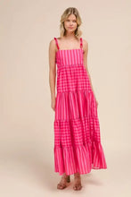 Pink Tiered Maxi Dress with Colorful Chain Strap Casual Dresses