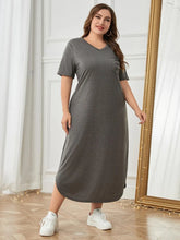 Plus Size Gray V-Neck Short Sleeve T-Shirt Dress with Pocket