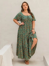 Plus size green floral printed short sleeve tiered maxi dress