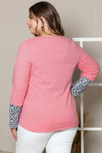 Plus size leopard round neck long sleeve pink T-shirt with print cuffs