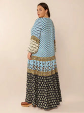 Plus Size Printed V-Neck Balloon Sleeve Maxi Dress Woman Maxi Dress