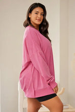 Plus size round neck drop shoulder slit pink sweatshirt