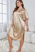 Plus Size Satin Pajama Set with Half Sleeve Length and Robe