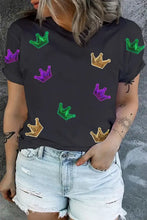 Plus size sequin crown print round neck T-shirt with denim shorts